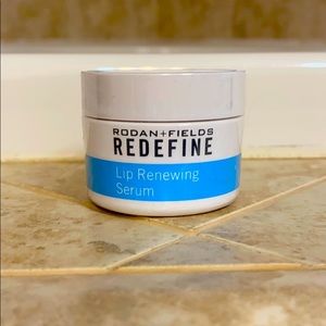 Rodan&Fields Lip Renewing Serum